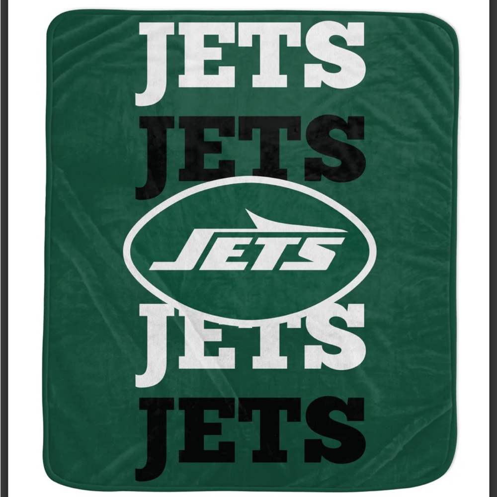 NFL New York Jets 60" x 70" Repeat Refresh Premium Plush Throw Blanket